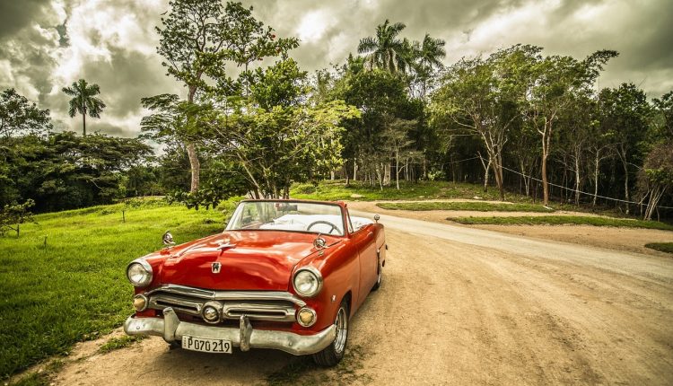 ¿Qué debo tener en cuenta a la hora de contratar un seguro de coche en 2024?